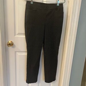 Chico’s Pull-On Black & White Pants Sz 1.5R (10)